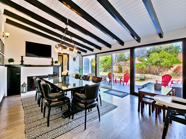 Anaheim Home 1022531