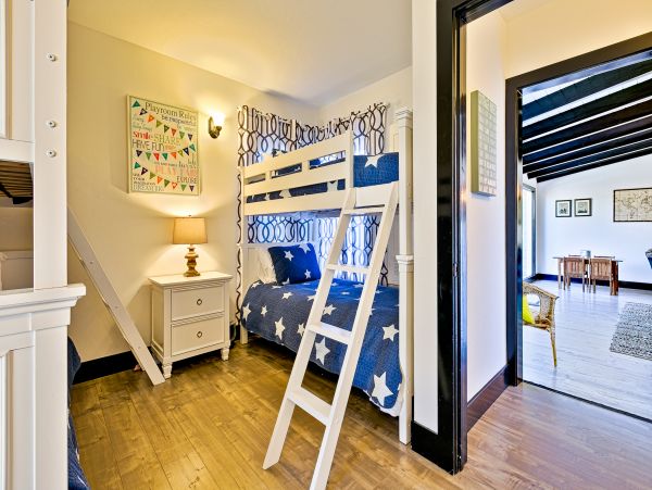 Anaheim Home 1022531