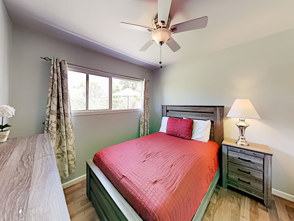 Anaheim Home 1022532