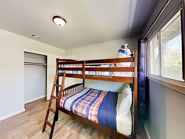 Anaheim Home 1022532