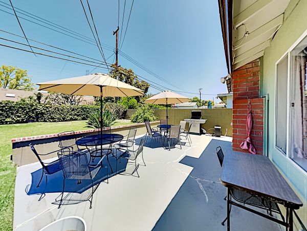 Anaheim Home 1022532