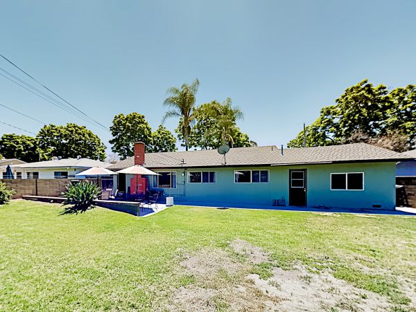 Anaheim Home 1022532