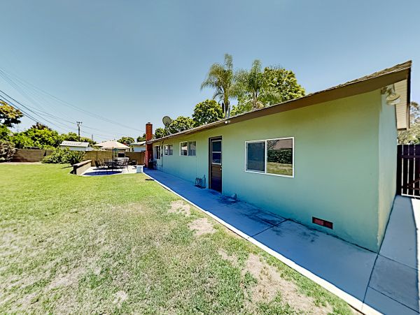 Anaheim Home 1022532