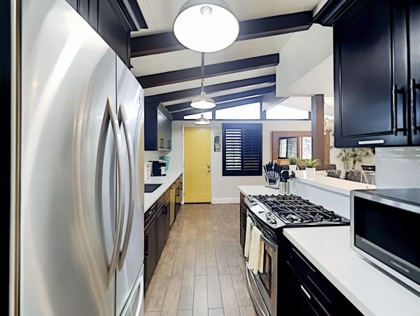 Anaheim Home 1022533