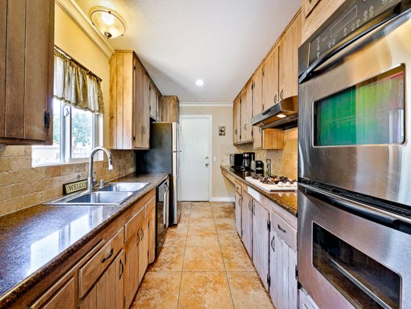 Anaheim Home 1022535