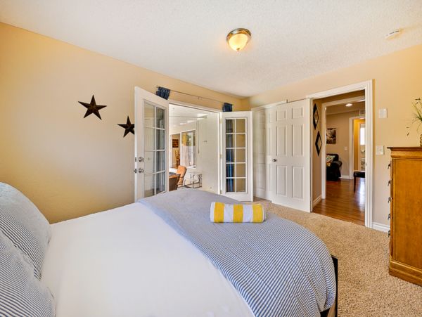 Anaheim Home 1022535