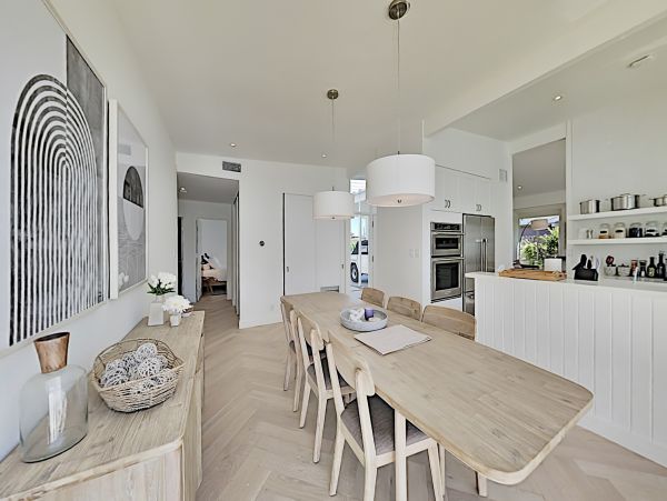 Anaheim Home 1022536