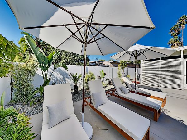 Anaheim Home 1022536