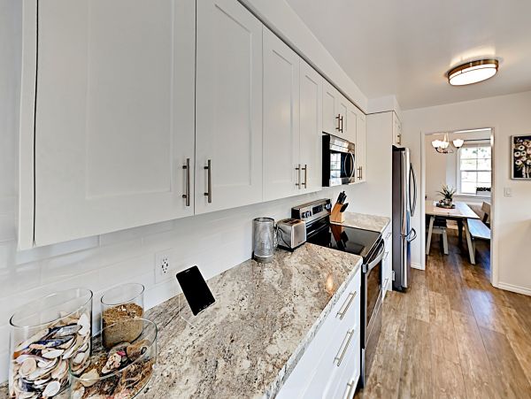 Anaheim Home 1022537