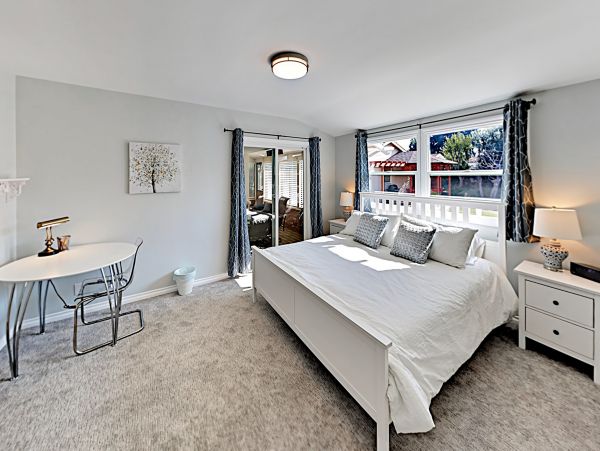 Anaheim Home 1022537