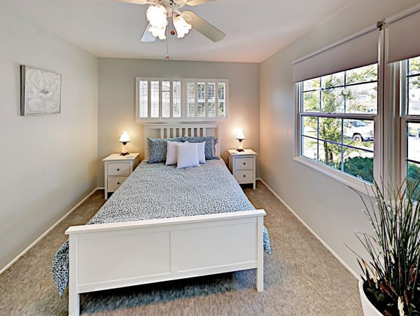 Anaheim Home 1022537