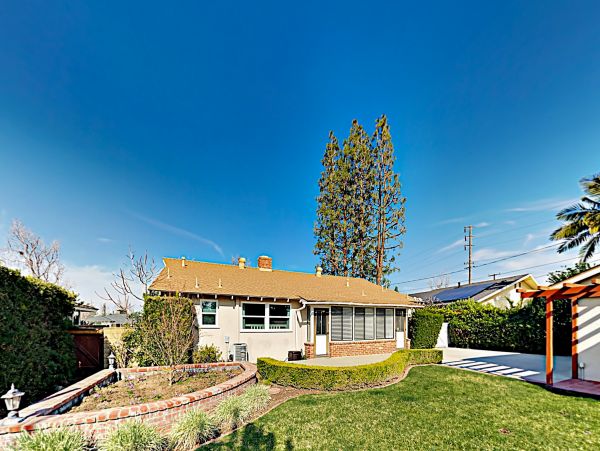 Anaheim Home 1022537