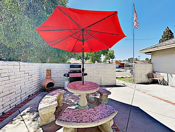 Anaheim Home 1022538