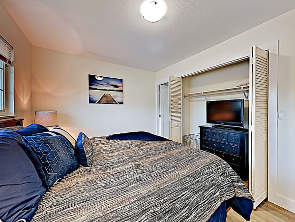 Anaheim Home 1022538