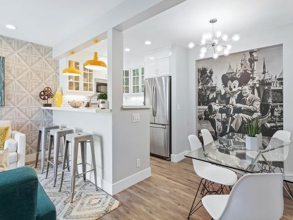 Anaheim Home 1022540