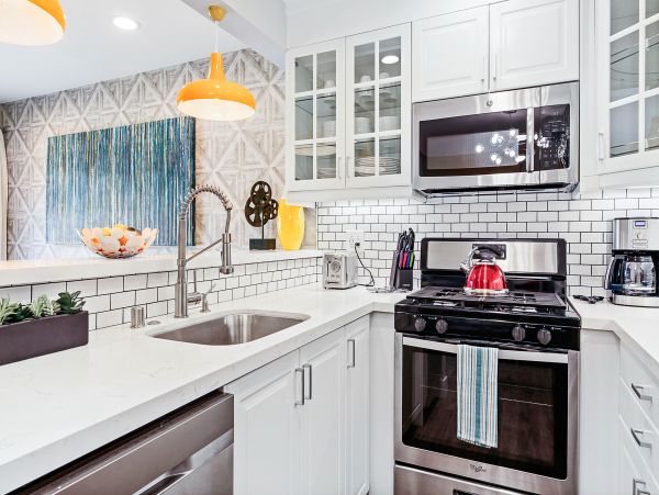 Anaheim Home 1022540