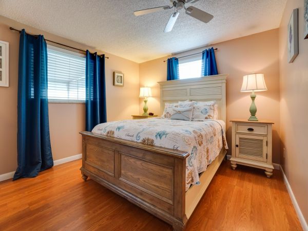 Anna Maria Island Holmes Beach Home 1022545