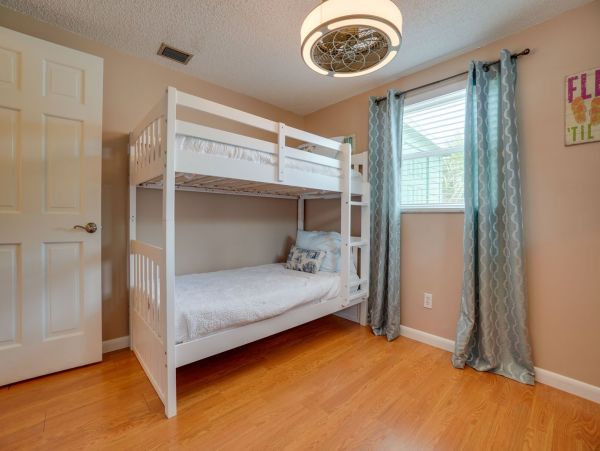 Anna Maria Island Holmes Beach Home 1022545