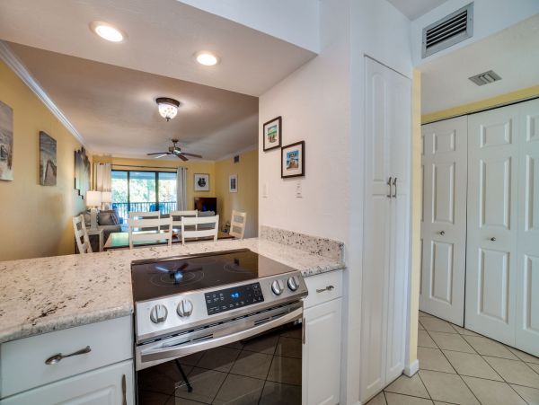 Anna Maria Island Holmes Beach Condo 1022546