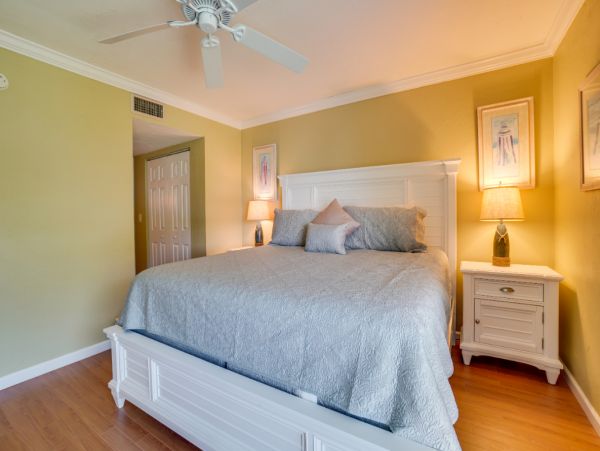 Anna Maria Island Holmes Beach Condo 1022546