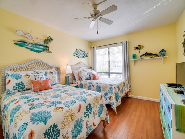 Anna Maria Island Holmes Beach Condo 1022546