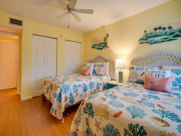 Anna Maria Island Holmes Beach Condo 1022546