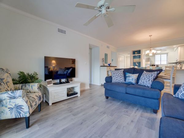 Bradenton Beach Vacation Condo Two Bedroom