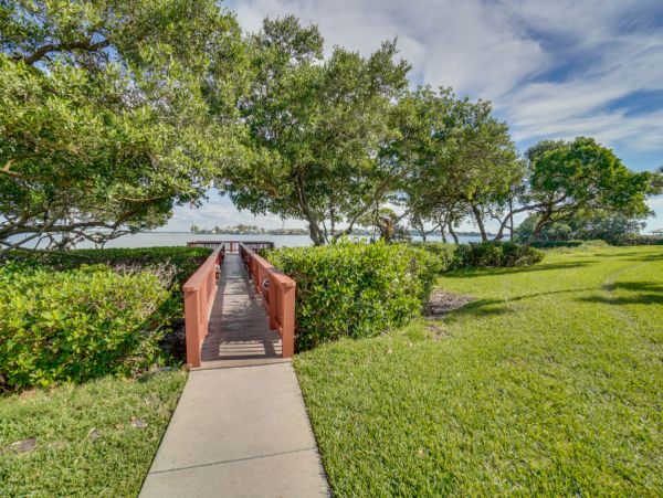 Bradenton Beach Vacation Condo Two Bedroom