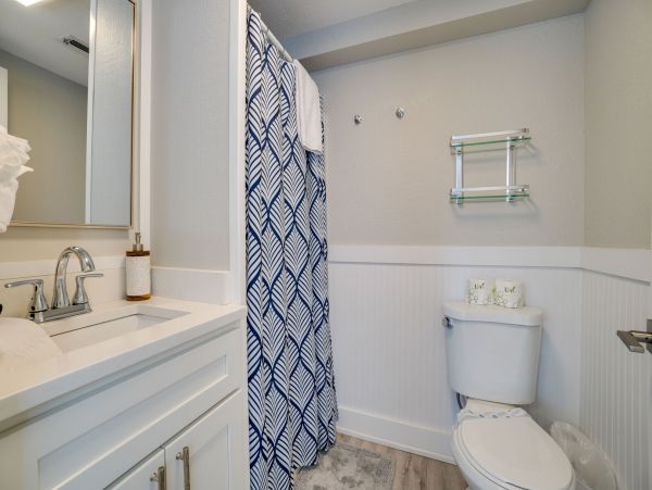 Walk to Beach Bradenton Beach Vacation Condo Two Bedroom