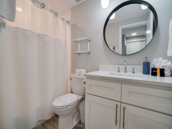 Walk to Beach Bradenton Beach Vacation Condo Two Bedroom
