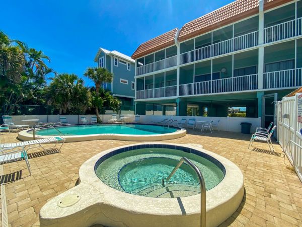 Anna Maria Island Holmes Beach Condo 1022552