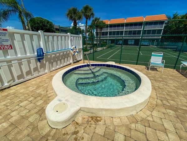 Anna Maria Island Holmes Beach Condo 1022552