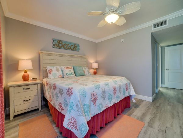 Anna Maria Island Holmes Beach Condo 1022555