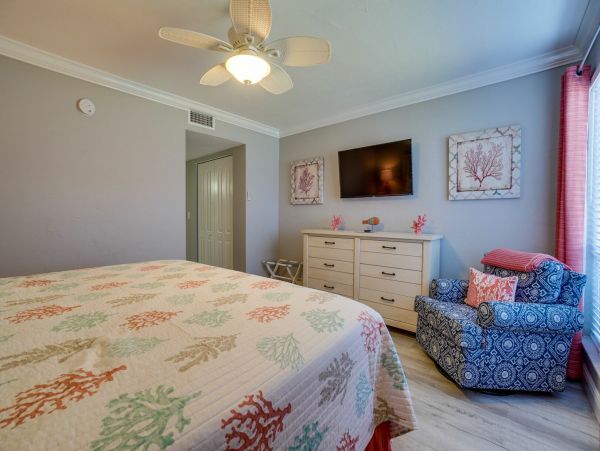 Anna Maria Island Holmes Beach Condo 1022555