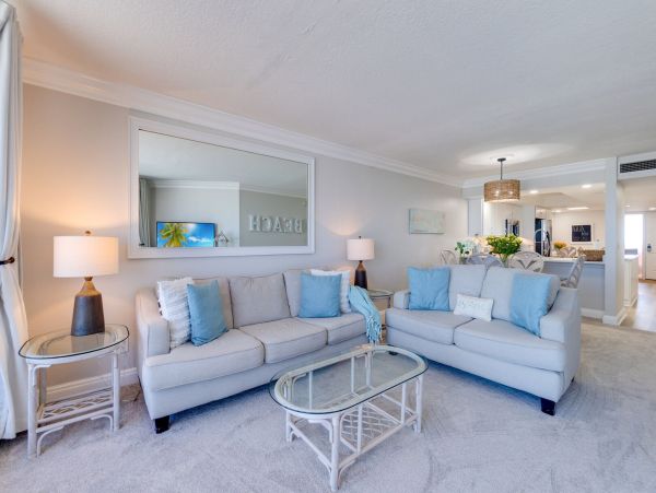 Luxury Gulf Front Condo with Stunning Views & Exceptional Amenities