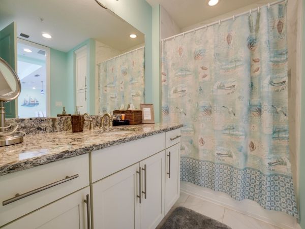 Anna Maria Island Holmes Beach Condo 1022564