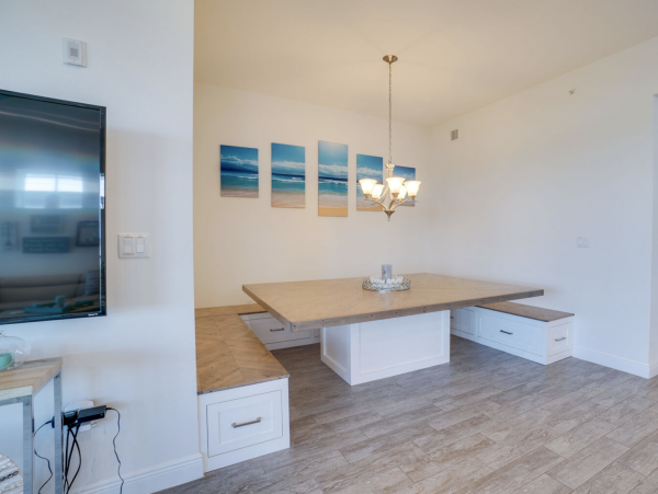 Bradenton Vacation Condo Three Bedroom Walk to Beach
