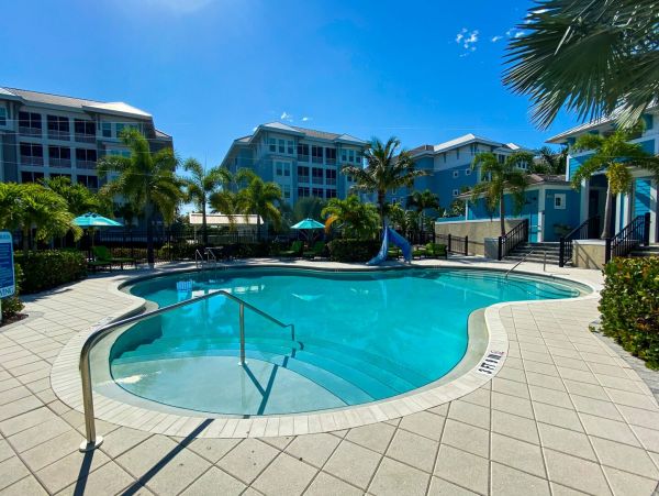Anna Maria Island Holmes Beach Condo 1022570
