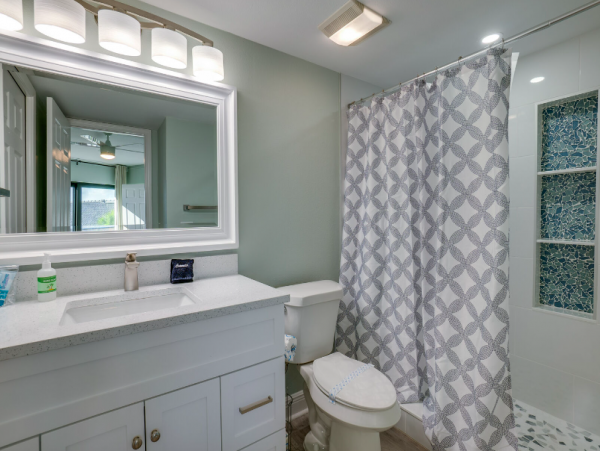 Beautiful Beachfront Condo with Gulf Views on Anna Maria Island
