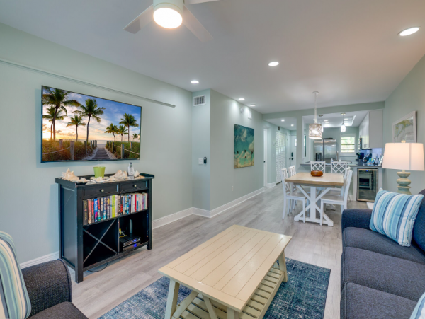 Beautiful Beachfront Condo with Gulf Views on Anna Maria Island