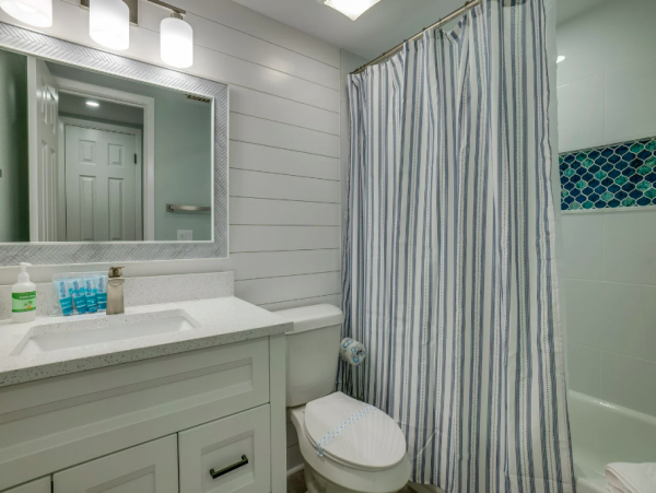 Beautiful Beachfront Condo with Gulf Views on Anna Maria Island