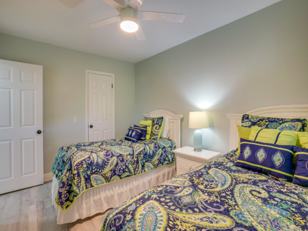 Beautiful Beachfront Condo with Gulf Views on Anna Maria Island