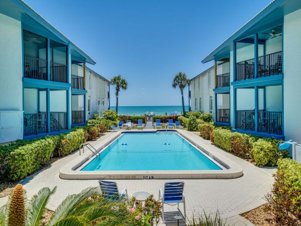 Beachfront Delight Anna Maria Island Lovely Residence