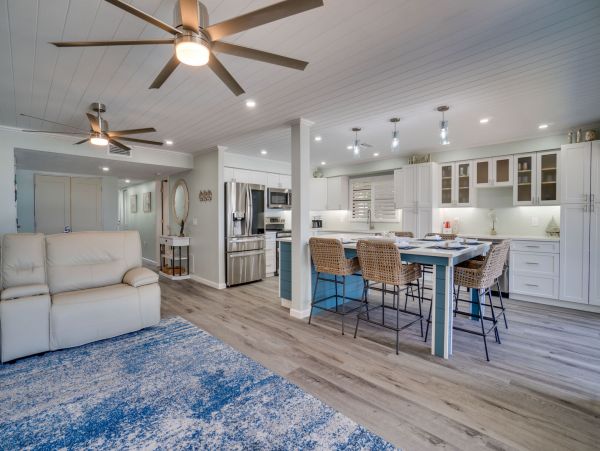Beachfront Delight Anna Maria Island Lovely Residence