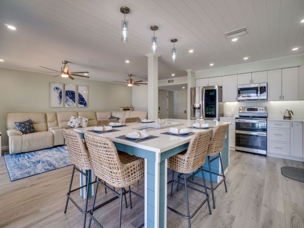 Beachfront Delight Anna Maria Island Lovely Residence