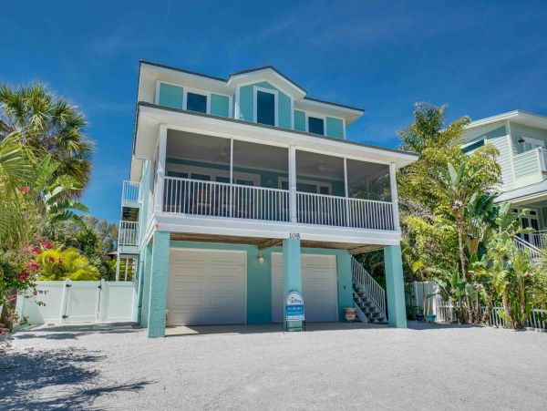 Anna Maria Island Holmes Beach Home 1022576