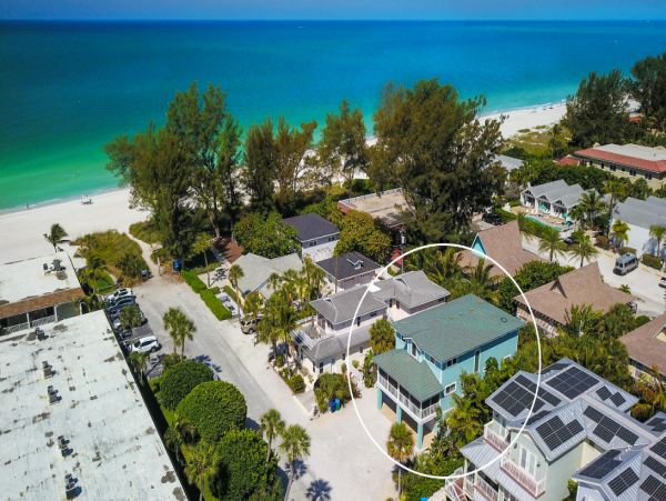 Anna Maria Island Holmes Beach Home 1022576
