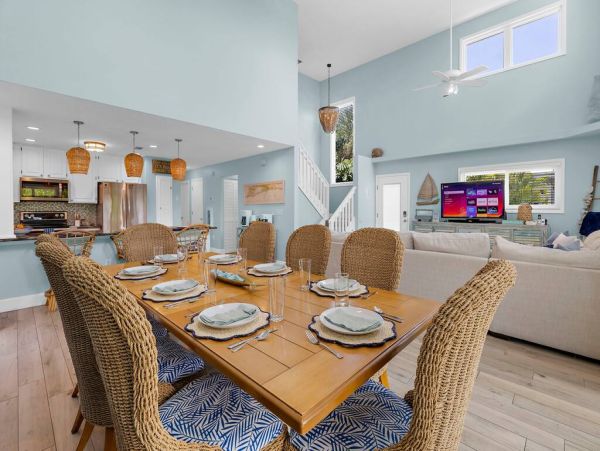 Anna Maria Island Holmes Beach Home 1022576