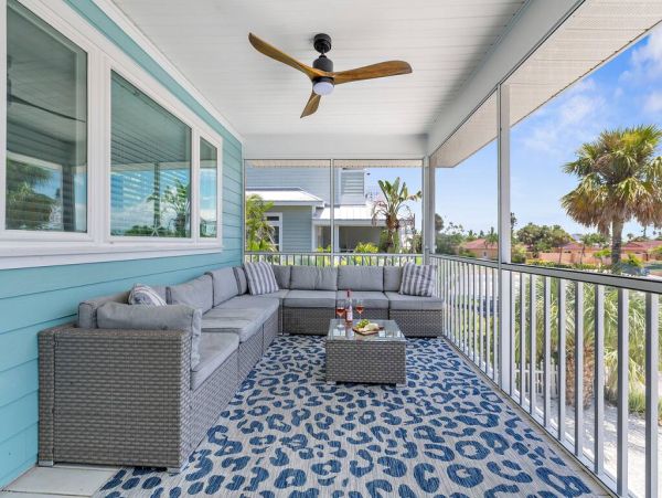 Anna Maria Island Holmes Beach Home 1022576