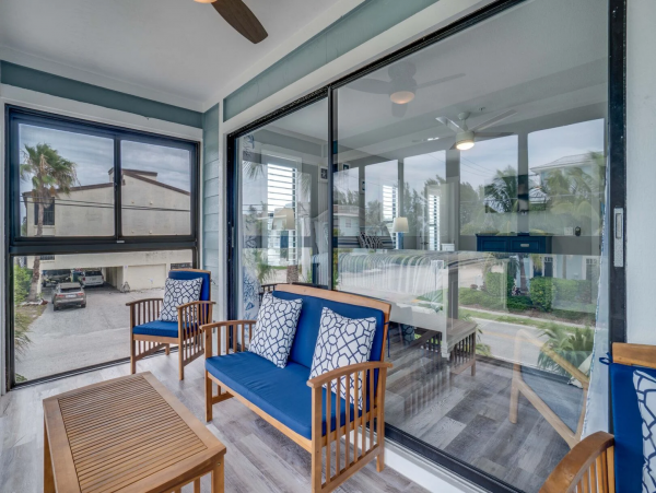 Anna Maria Island Beachfront Condo - 2BR Vacation Rental with Pool